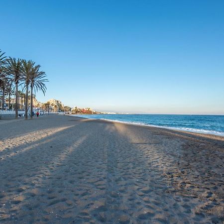 Modern Apartment Next To The Beach, Pets Friendly Benalmádena Eksteriør bilde